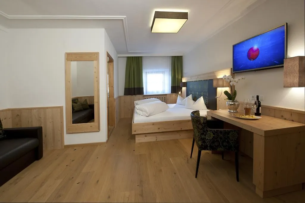 Hotel Bierwirt Innsbruck 4*,  Rakousko