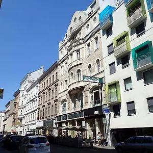 Reimer 3* Viena